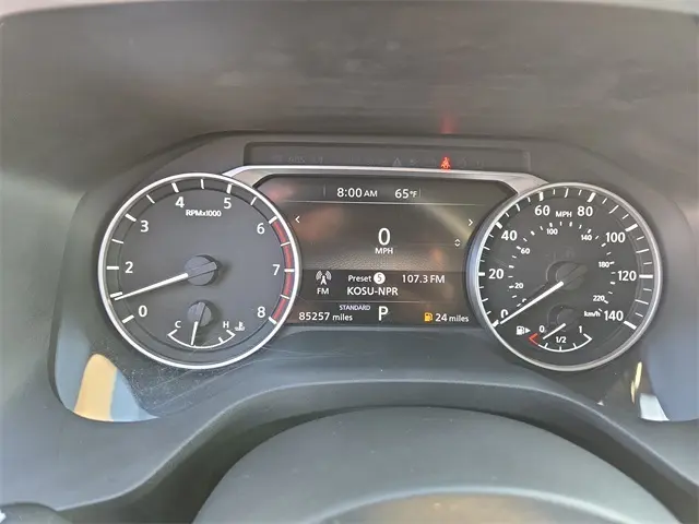 2023 Nissan Rogue SV photo 28