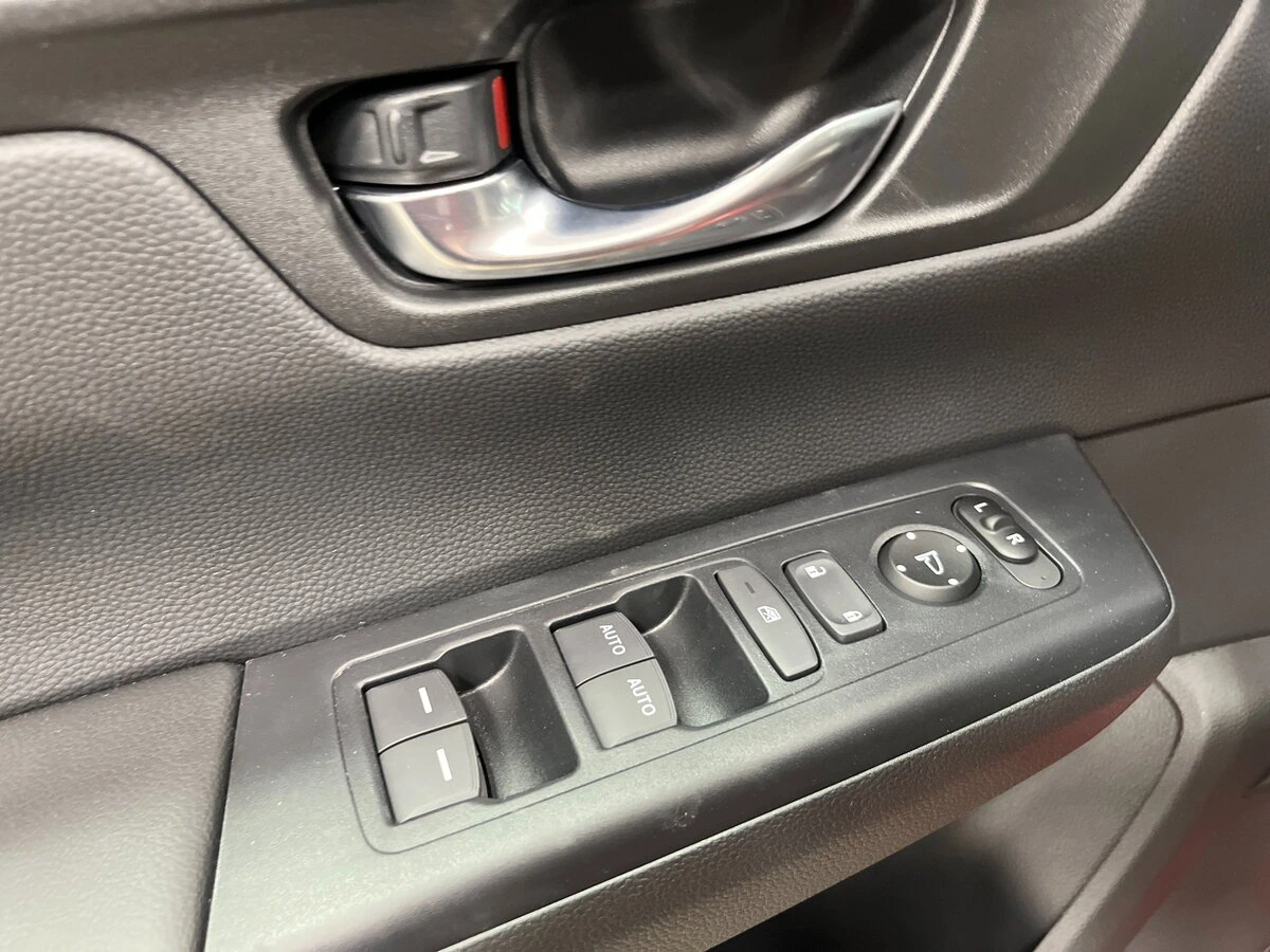 2026 Honda CR-V EX - Photo 17