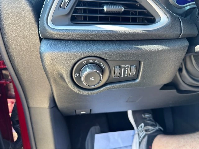 2026 Chrysler Pacifica Select - Photo 18