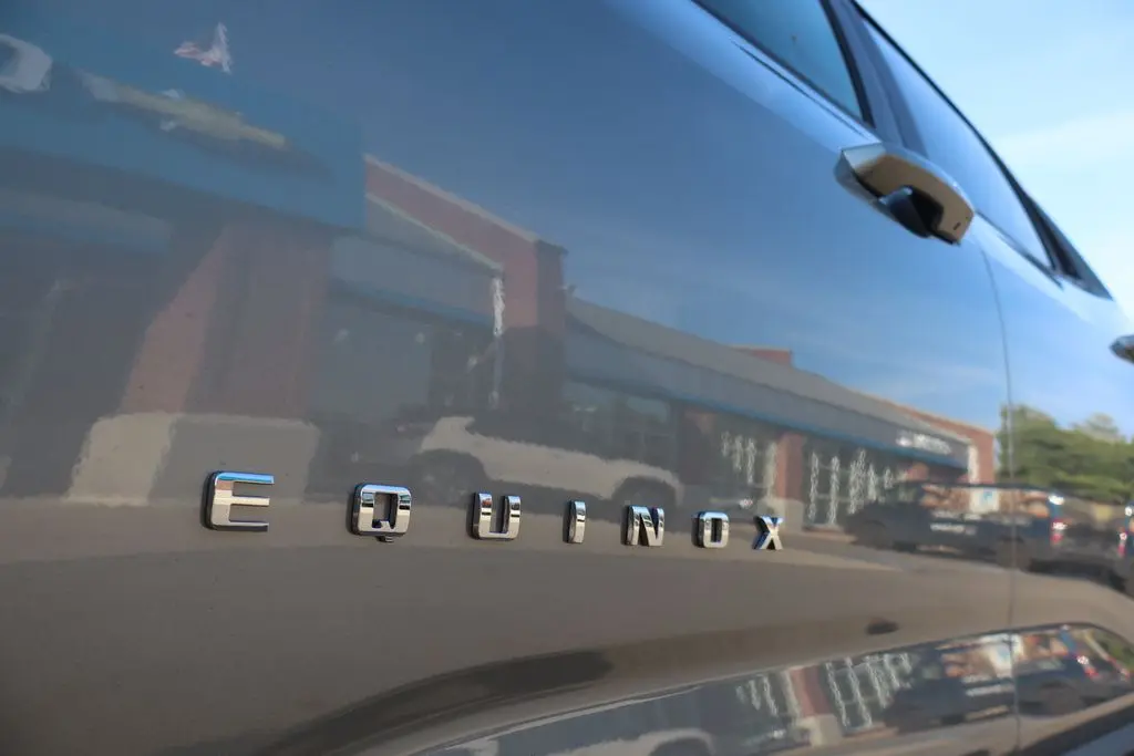 2026 Chevrolet Equinox LT photo 6