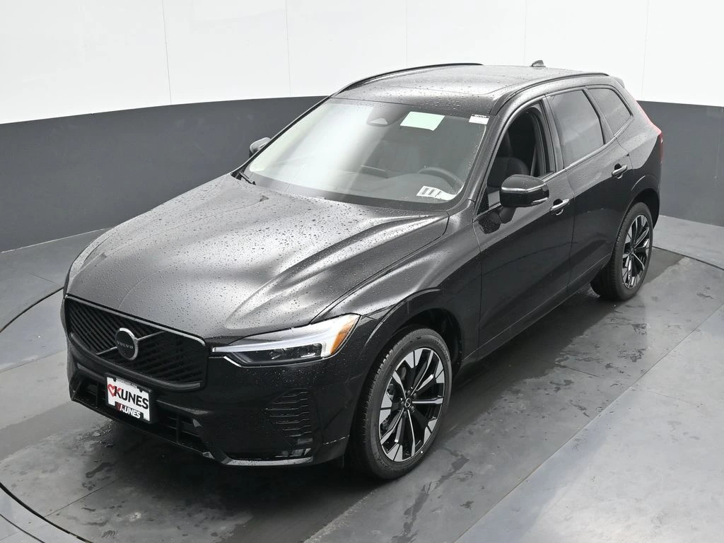 2026 Volvo XC60 Plus - Photo 34
