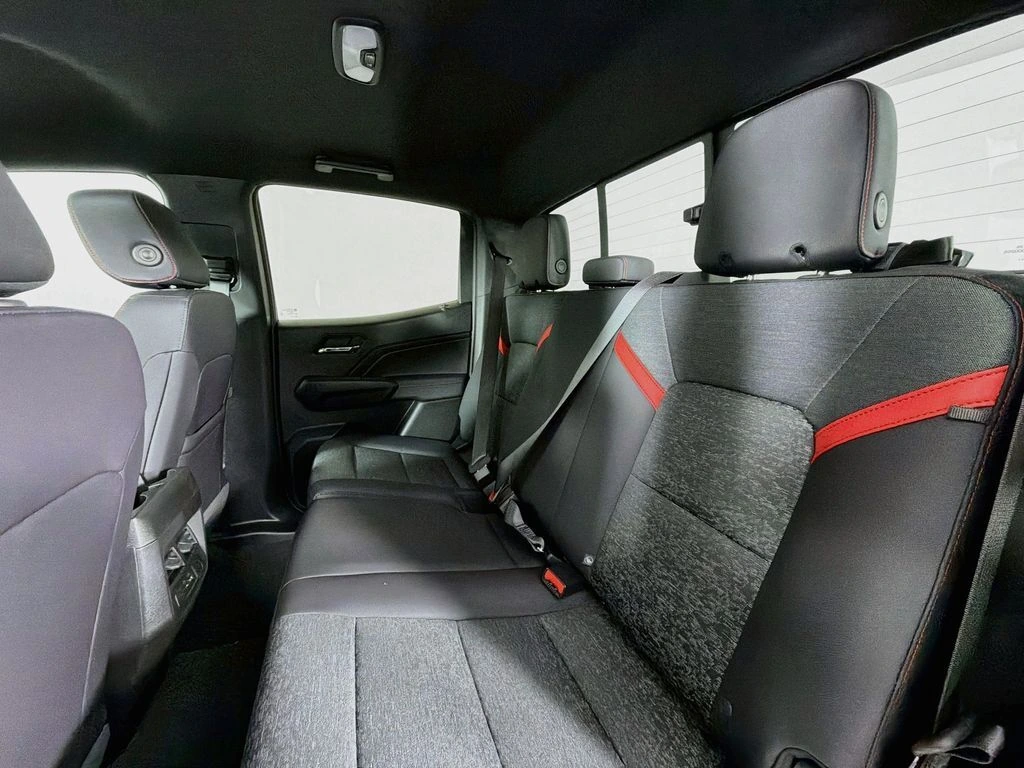 2026 Chevrolet Colorado Z71 - Photo 24