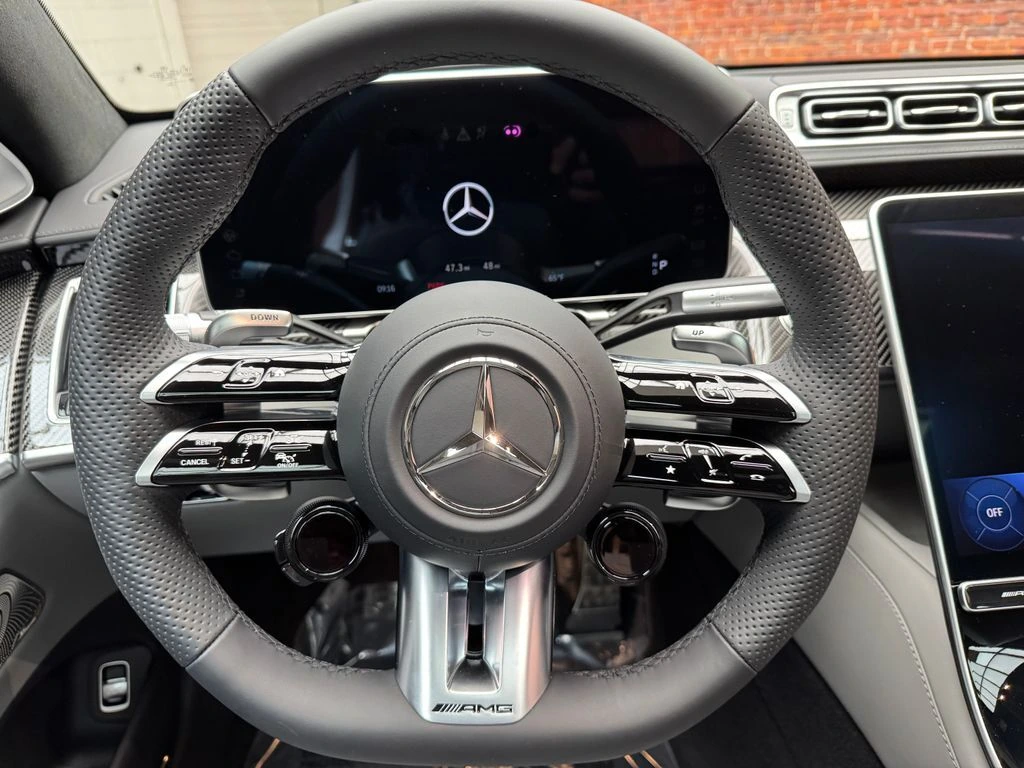 2026 Mercedes-Benz S-Class AMG S 63 - Photo 11