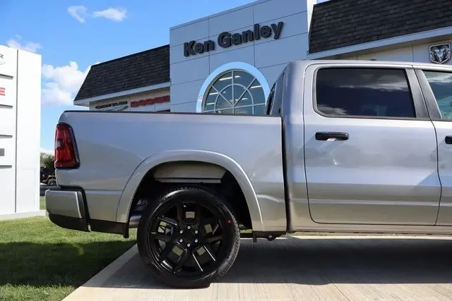 2026 Ram 1500 Laramie Night Edition photo 39
