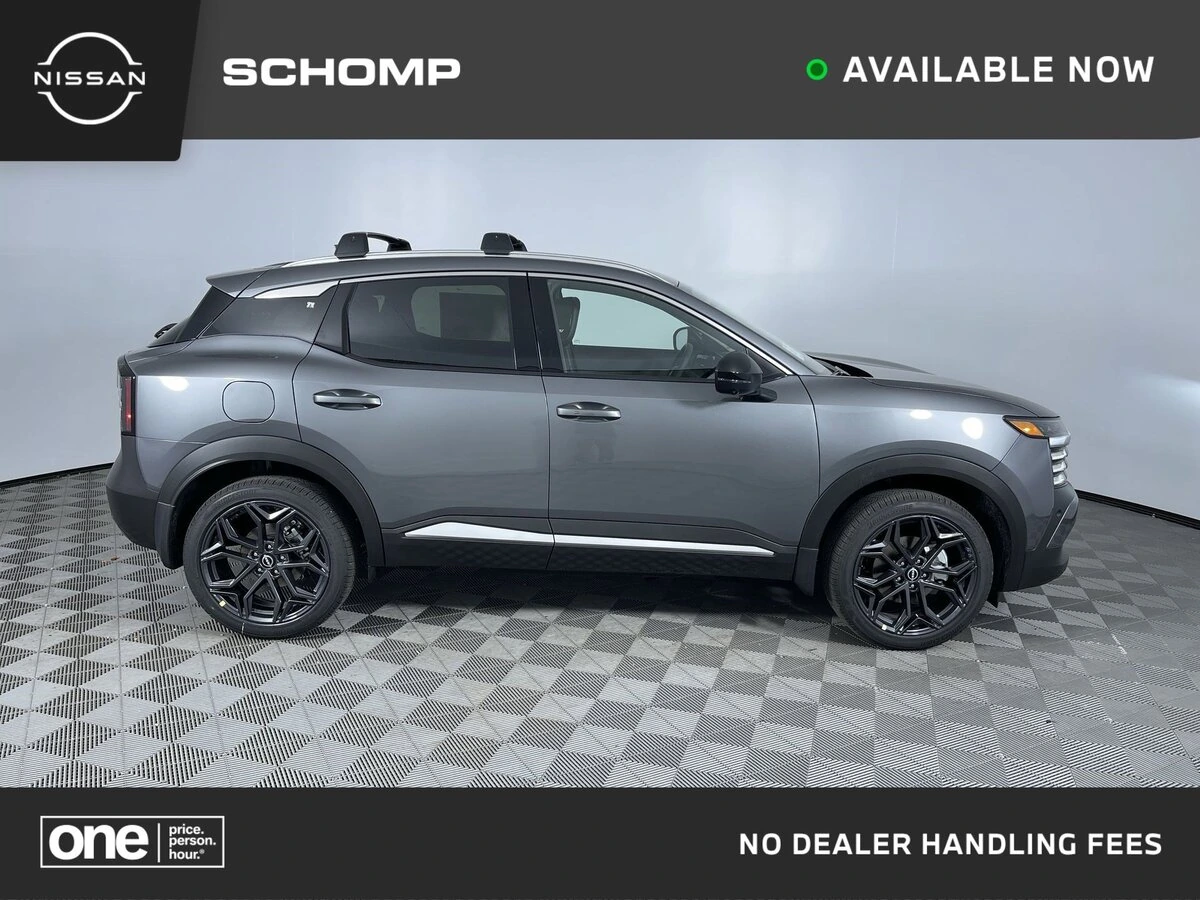 2026 Nissan KICKS SR AWD's photo