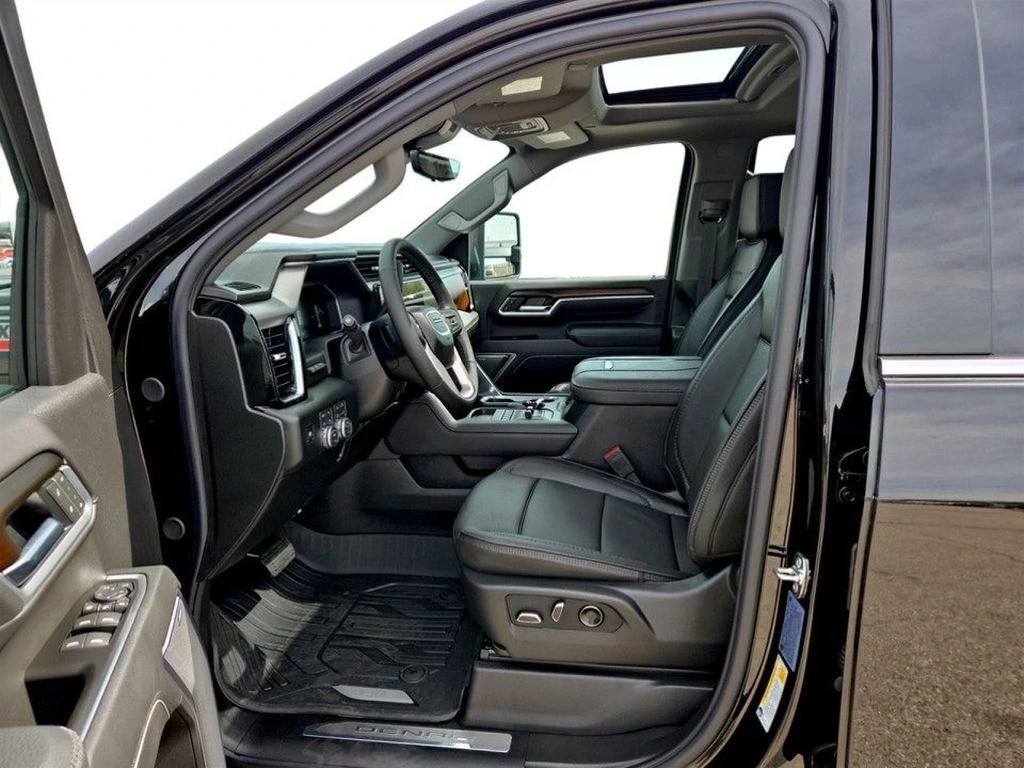 2026 GMC Sierra 3500HD Denali - Photo 26