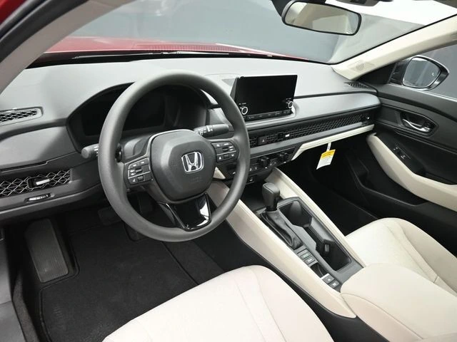 2025 Honda Accord SE - Photo 19