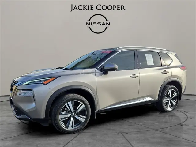 2023 Nissan Rogue SL's photo