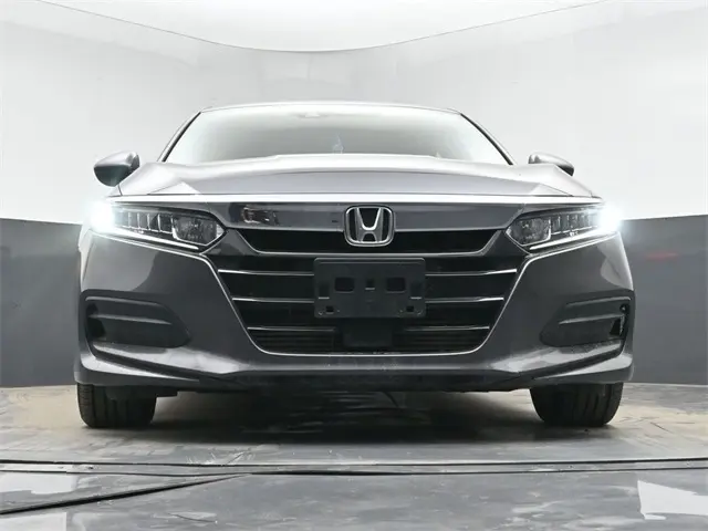 2019 Honda Accord LX photo 25