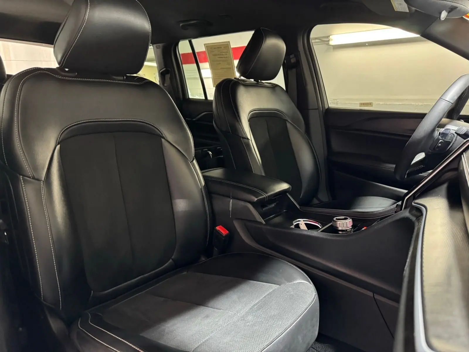 2024 Jeep Grand Cherokee Altitude photo 20