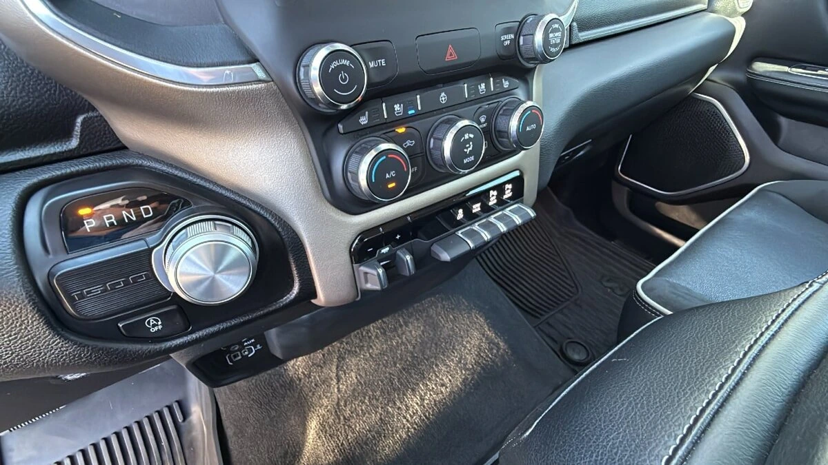 2022 RAM Ram 1500 Pickup Laramie - Photo 14