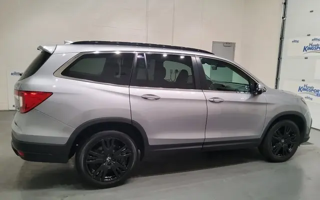 2022 Honda Pilot Special Edition photo 3