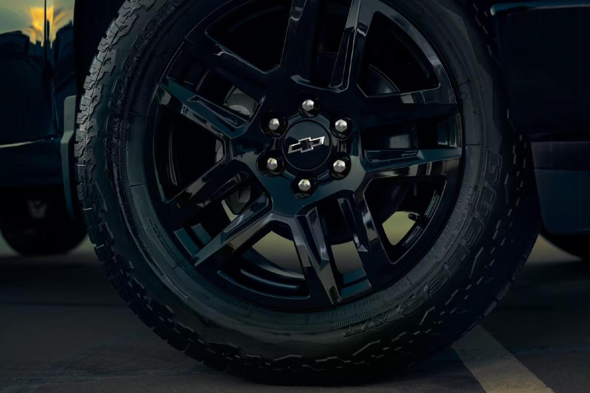 2024 Chevrolet Silverado ZR2 Exterior Wheel