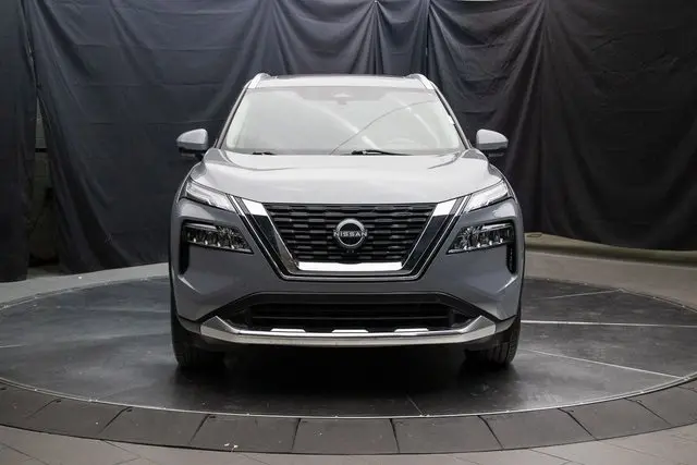 2023 Nissan Rogue Platinum photo 4