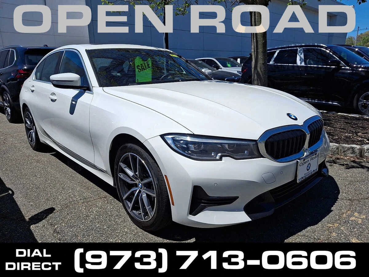 2020 BMW 3 Series 330i xDrive Sedan's photo
