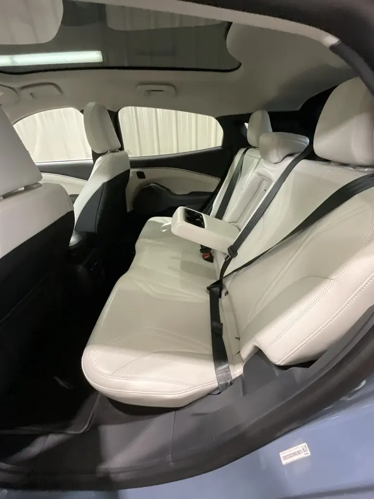 2024 Ford Mustang Mach-E Premium photo 11