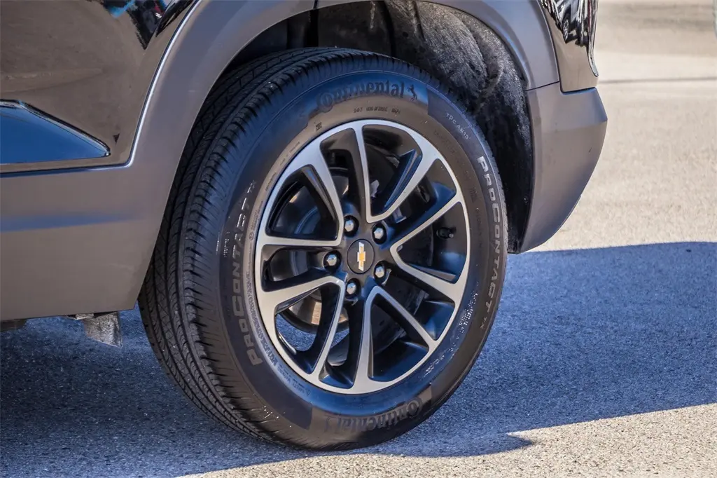 2025 Chevrolet Trailblazer LT photo 4