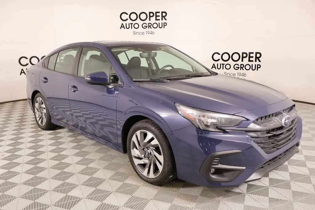 2024 Subaru Legacy Limited's photo