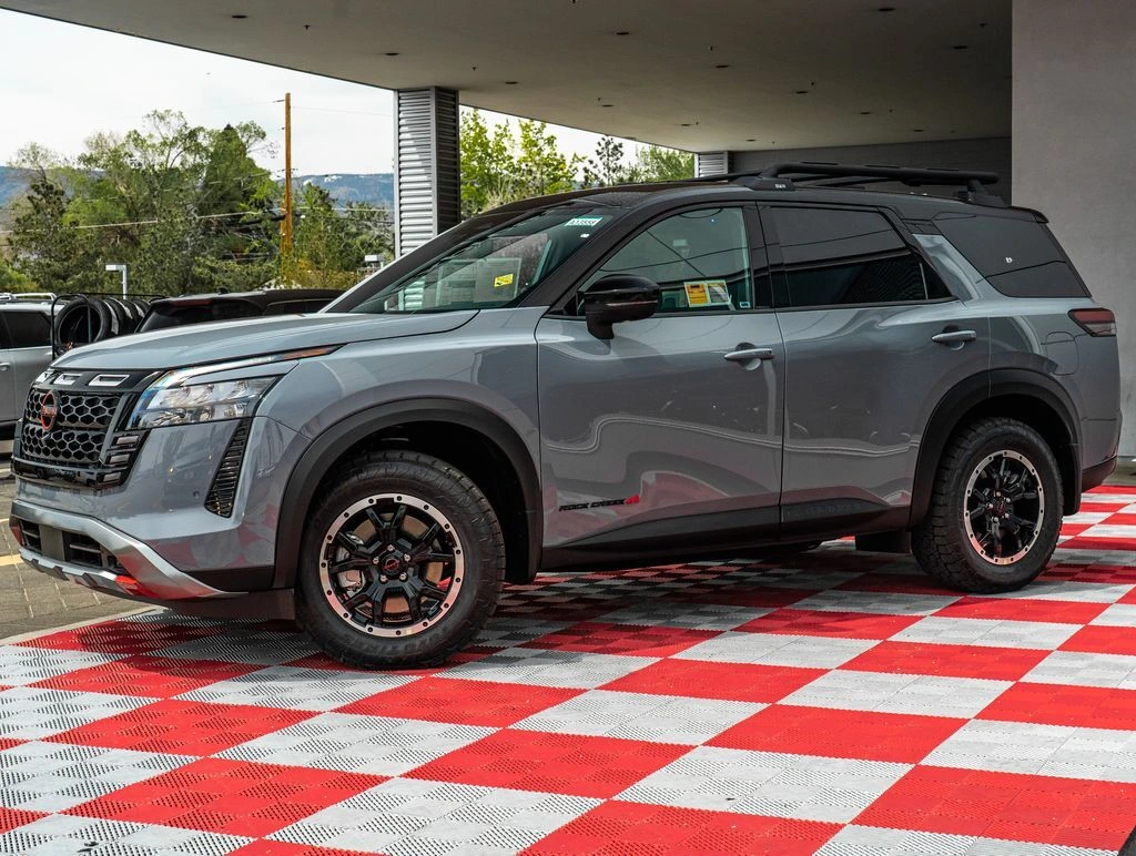 2026 Nissan Pathfinder Rock Creek 4WD's photo