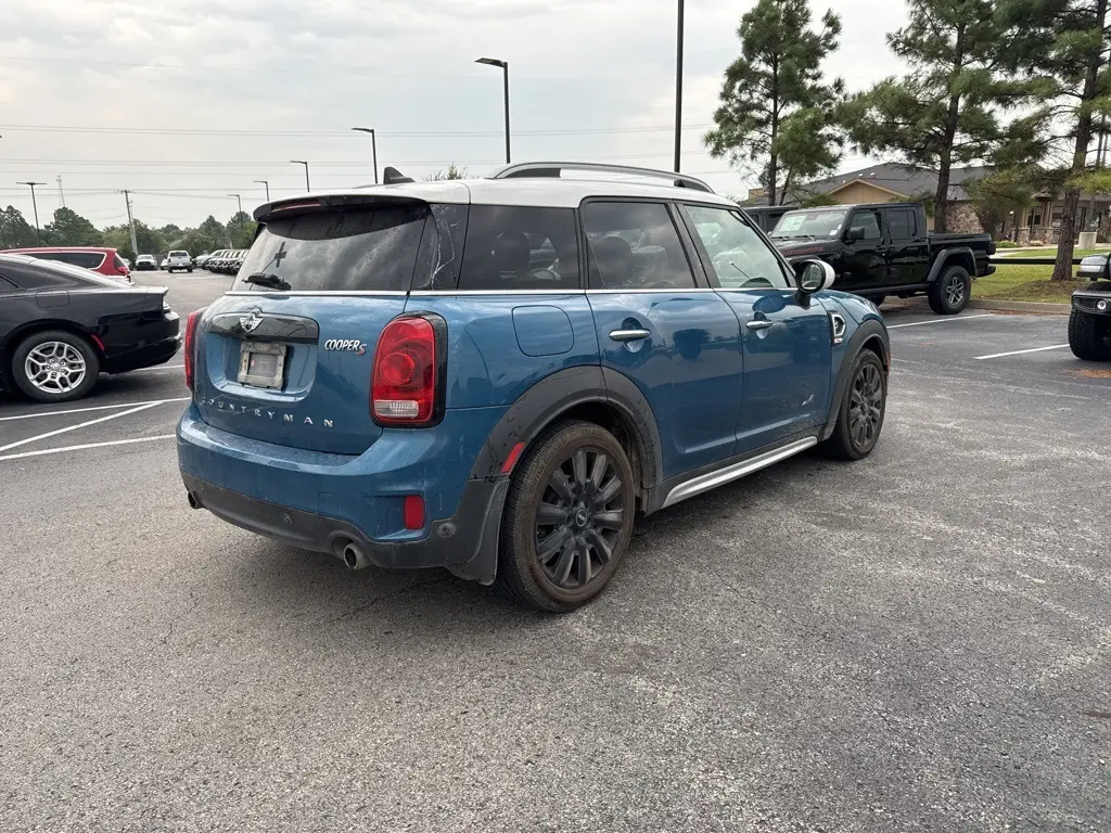 2018 Mini Cooper S ALL4 photo 8
