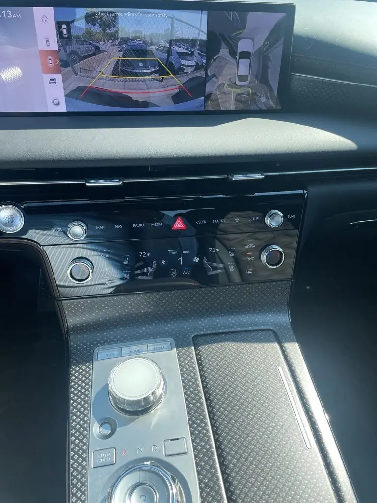2025 Genesis G80 3.5T AWD Sport Prestige photo 7
