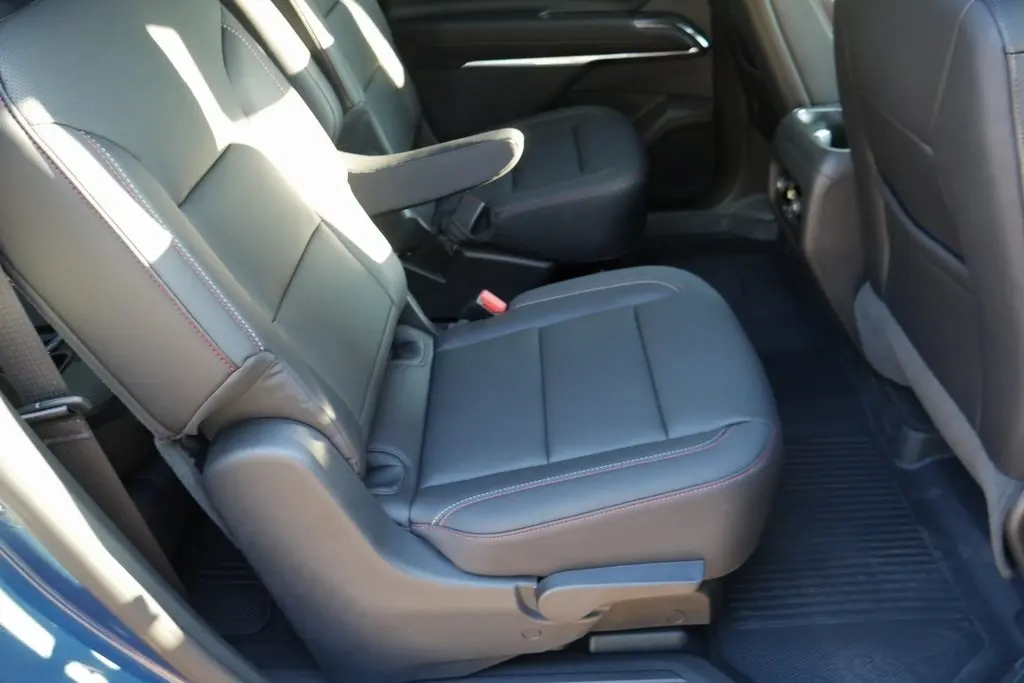 2026 Chevrolet Traverse Z71 photo 20