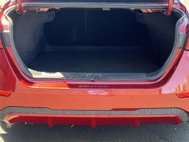 2022 Nissan Sentra SV photo 4