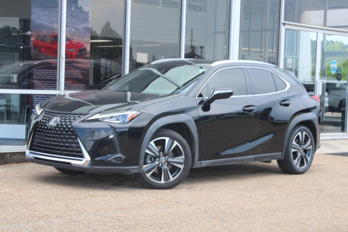 Vehicle Image 2