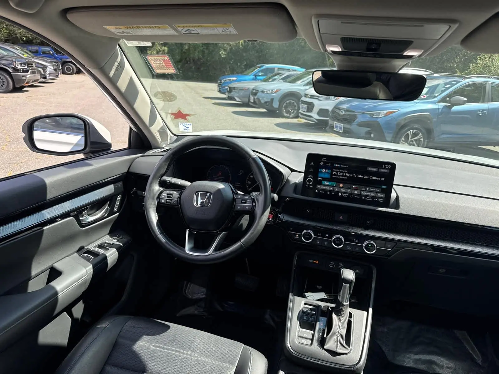 2023 Honda CR-V EX-L photo 33