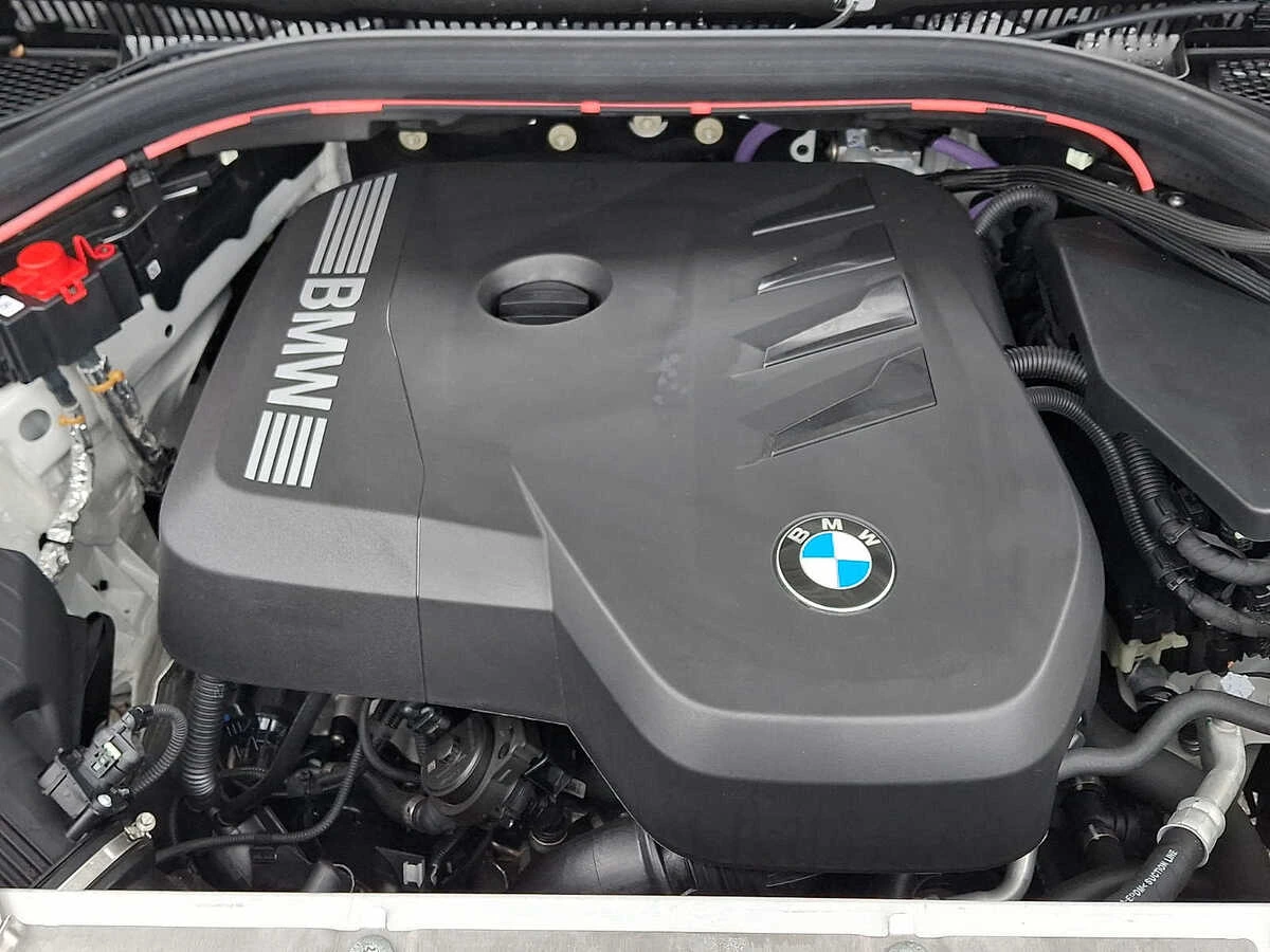 2025 BMW X3 30 - Photo 27