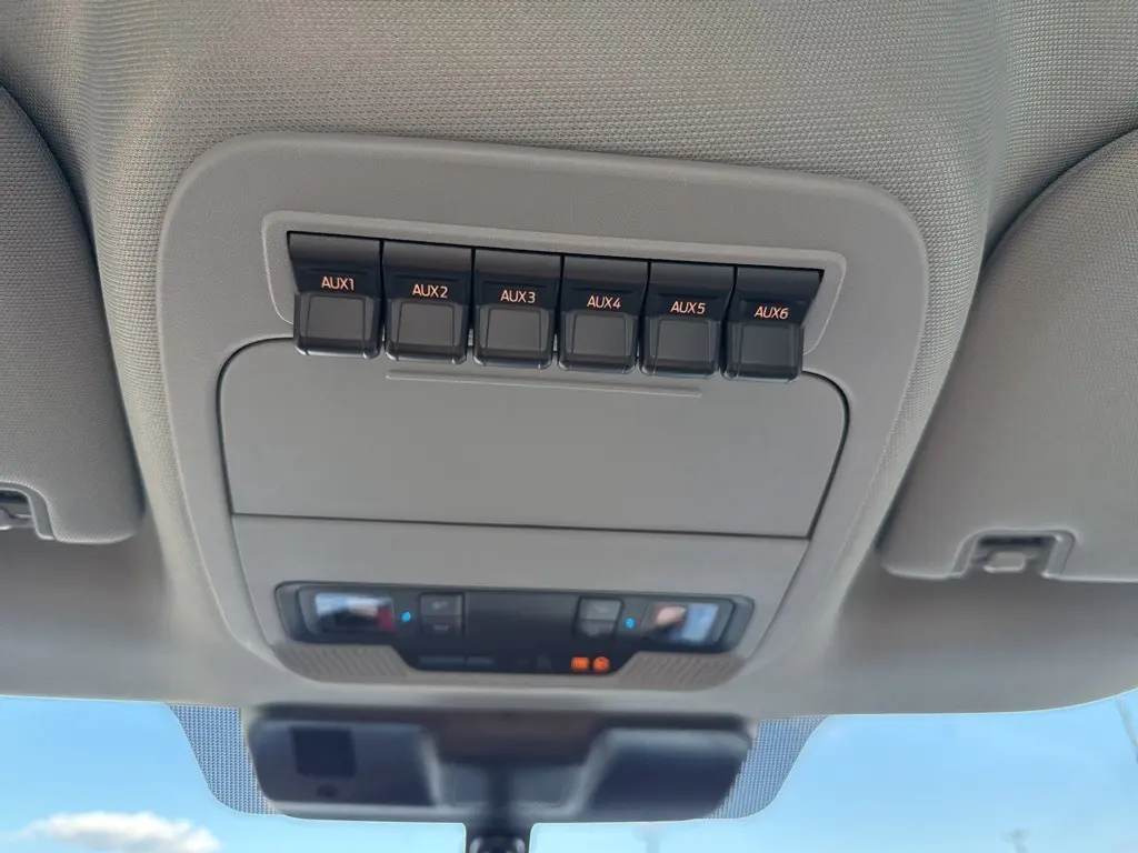 2026 Ford F-350 photo 23