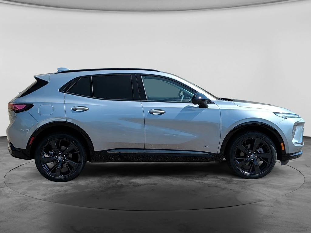 2026 Buick Envision Sport Touring - Photo 10
