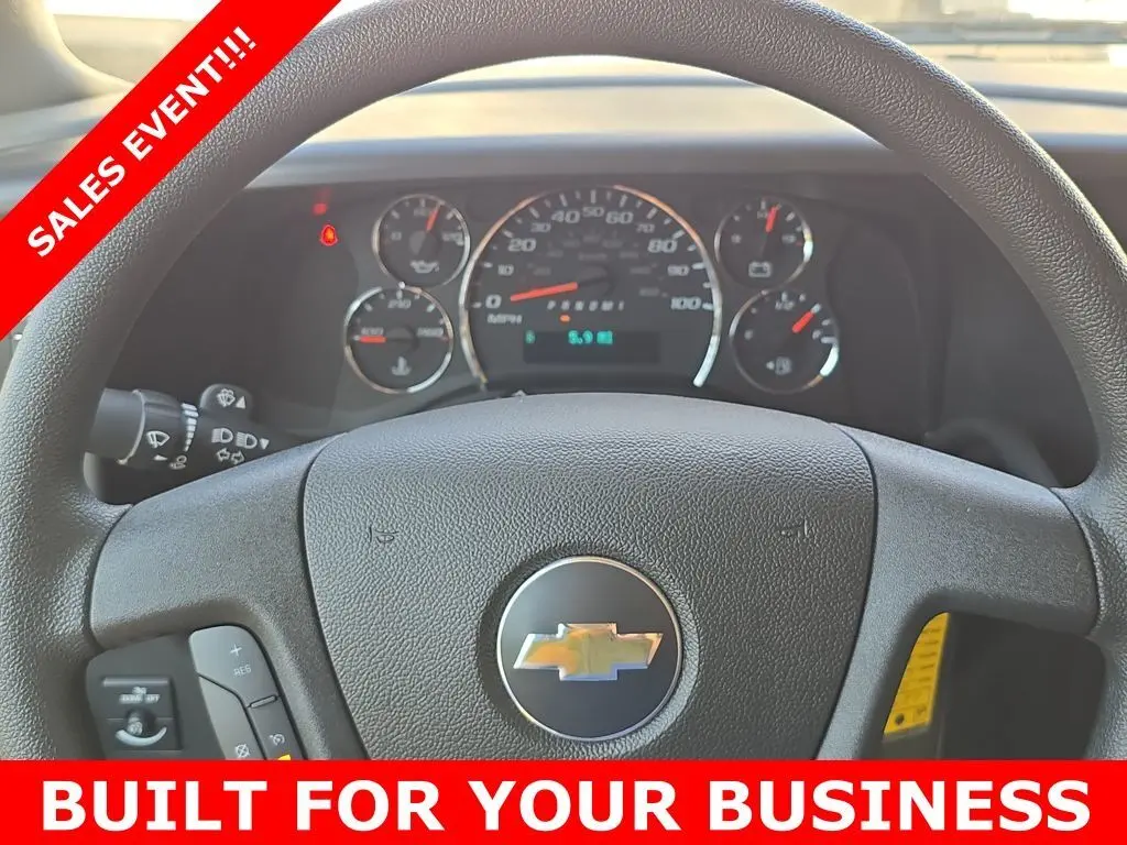 2025 Chevrolet Express 2500 Work Van Cargo photo 8