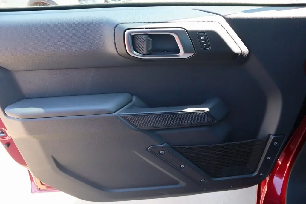 2025 Ford Bronco Big Bend photo 7