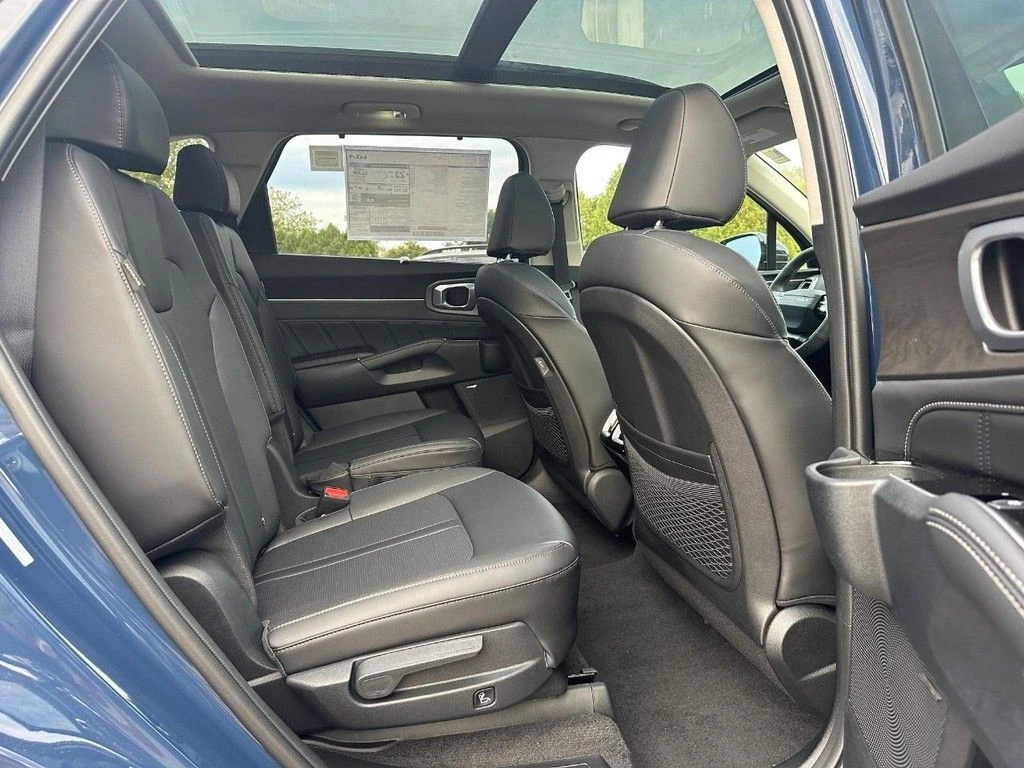 2026 Kia Sorento X-Line SX - Photo 7
