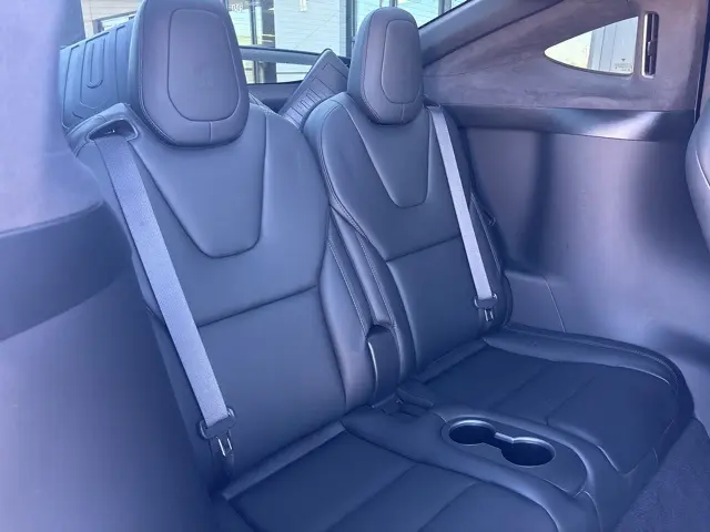 2020 Tesla Model X Long Range photo 15