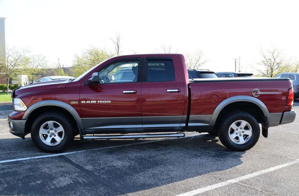 Used 2011 RAM Ram 1500 Pickup  with VIN 1D7RV1GT6BS647823 for sale in Beachwood, OH