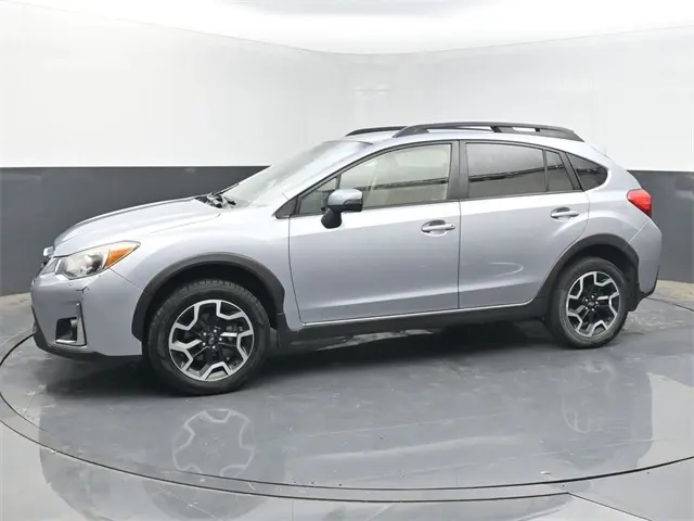 2016 Subaru Crosstrek 2.0i Limited photo 2
