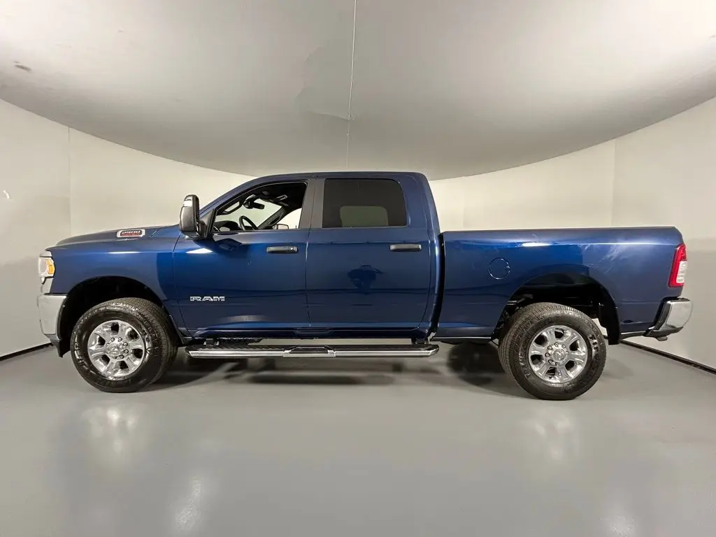 2024 Ram 2500 Big Horn photo 4