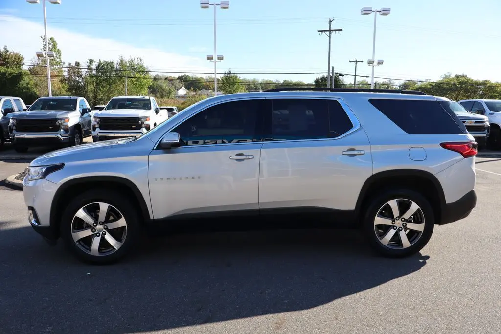 2021 Chevrolet Traverse Leather photo 29