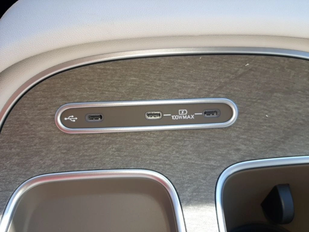 2026 Hyundai Palisade Limited - Photo 20