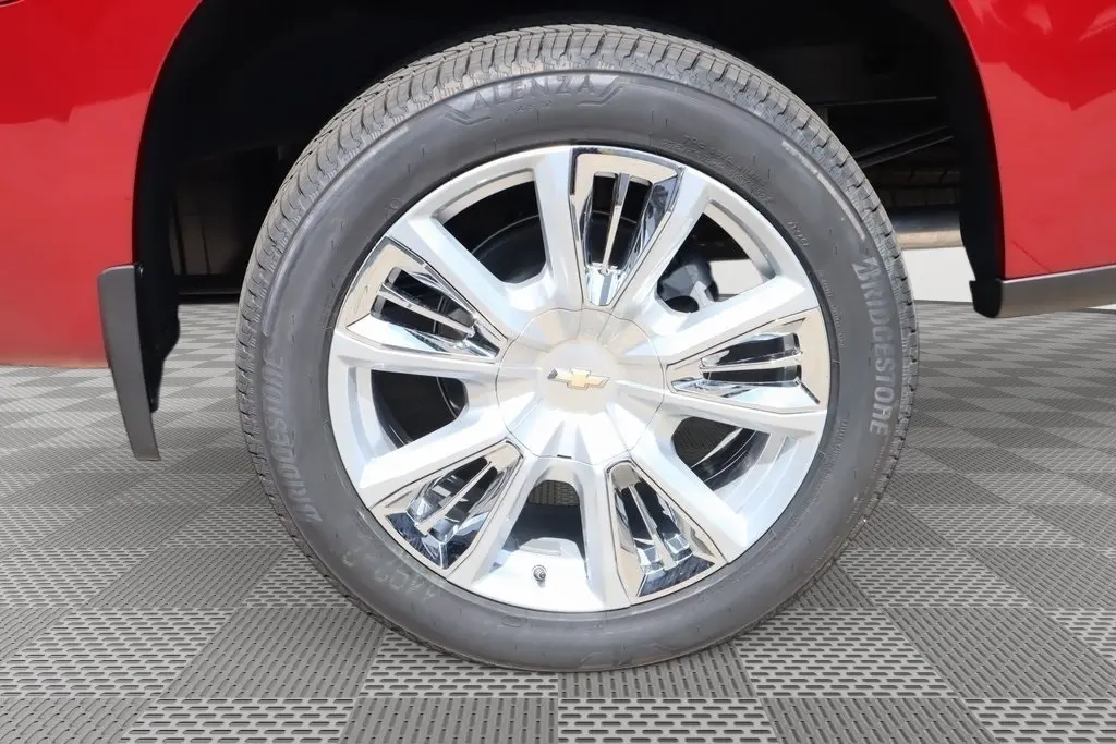 2026 Chevrolet Silverado 1500 High Country photo 11