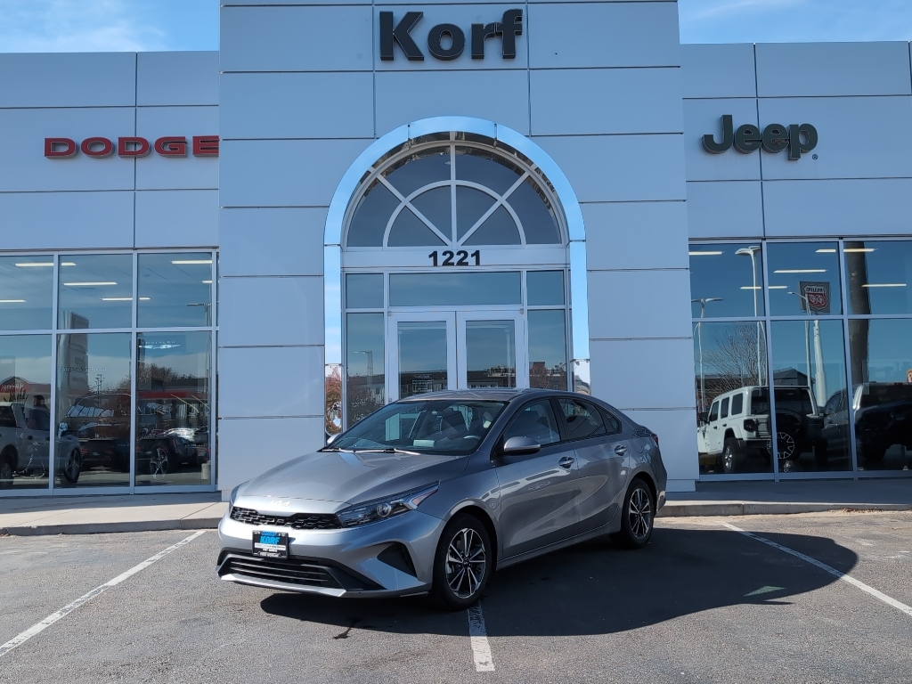 2023 Kia Forte LXS FWD