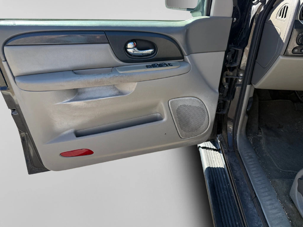 2004 GMC Envoy SLE - Photo 12