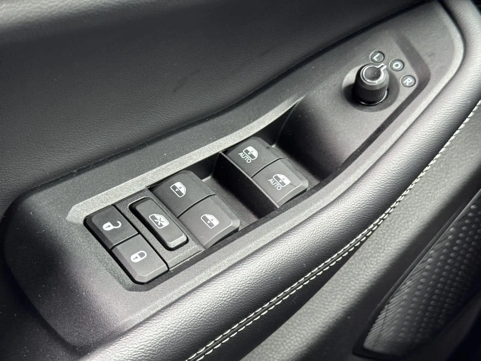 2023 Jeep Grand Cherokee Altitude photo 20