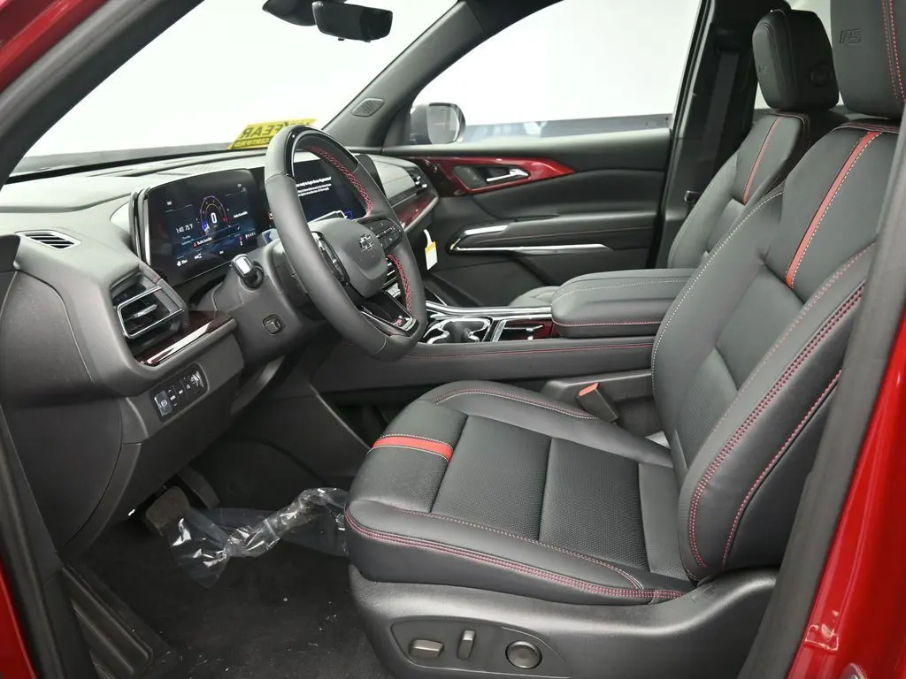 2026 Chevrolet Traverse RS photo 11