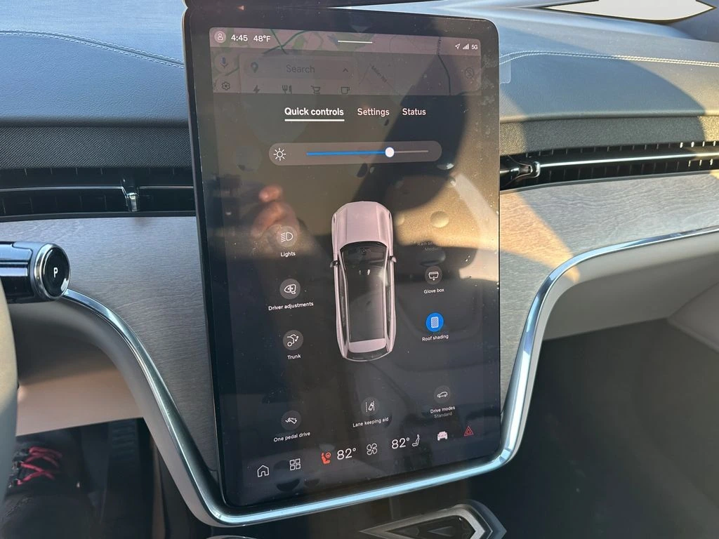 2026 Volvo - image 24