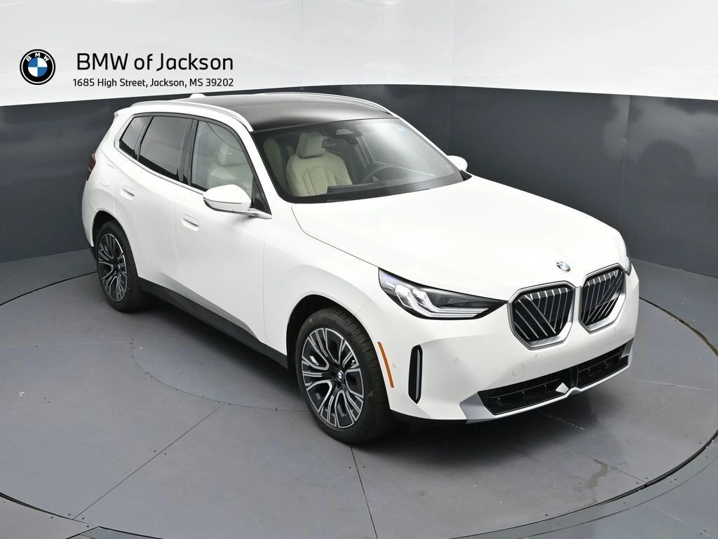 2026 BMW X3 30 XDRIVE's photo