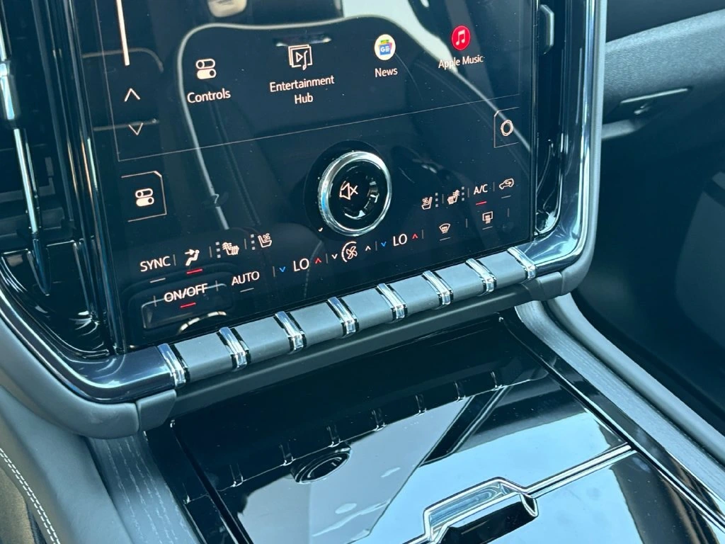 2026 GMC Yukon AT4 Ultimate - Photo 27