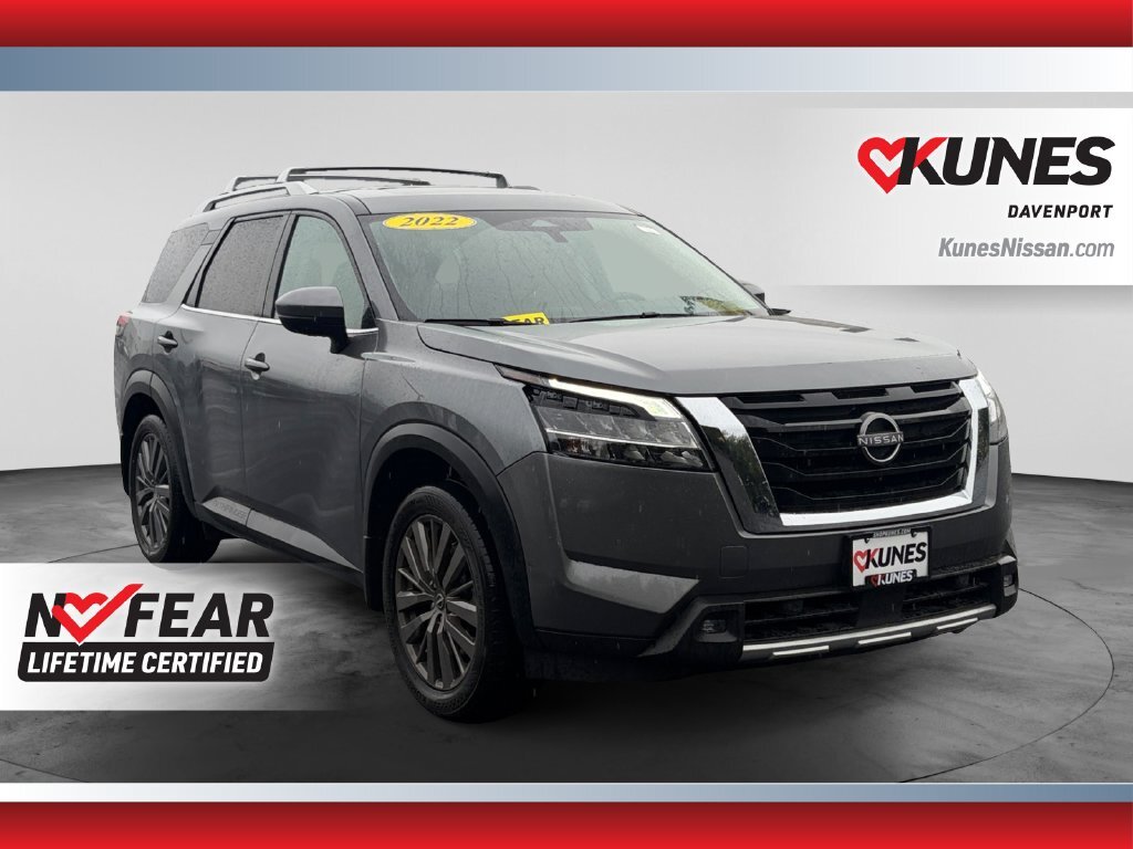 2022 Nissan Pathfinder SL
